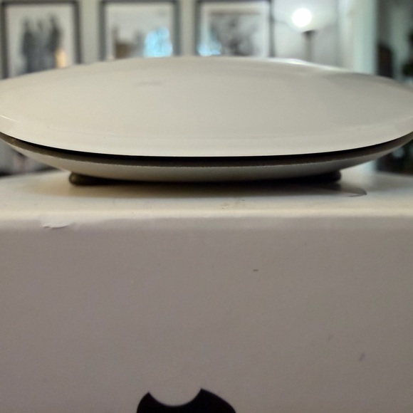 Apple Magic Mouse in White - Picture 4 of 7